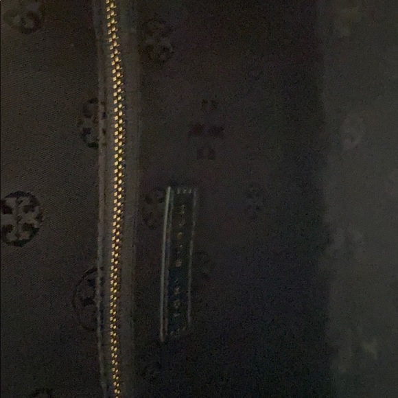 TORY BURCH ROBINSON SATCHEL - Picture 11 of 11